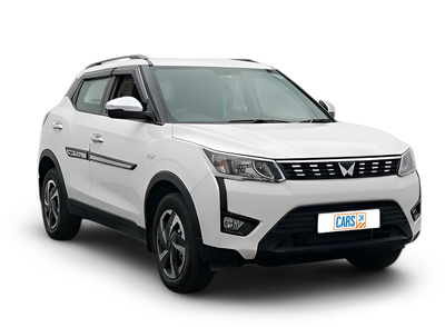 Mahindra XUV300-img